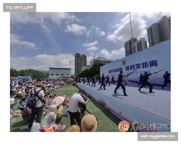 巴黎圣日耳曼青训营开放日，百名儿童接受梯队选拔