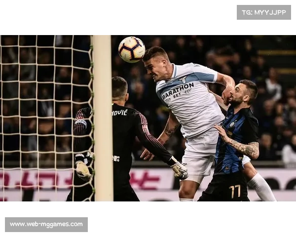 武什科维奇头槌破门，汉堡小将防线表现抢眼