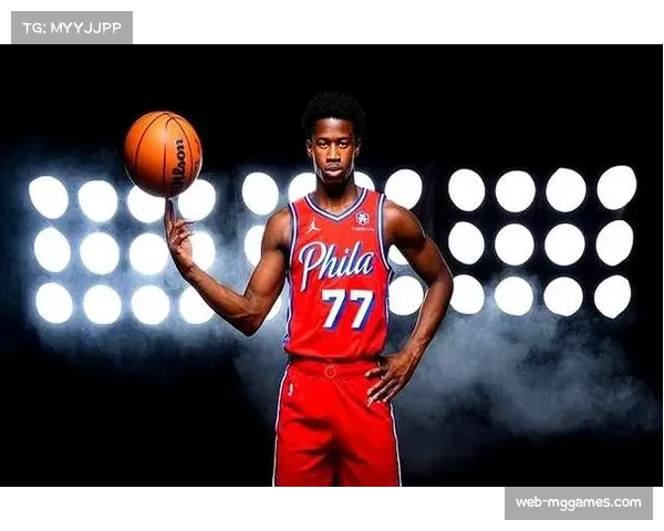 全明星扣篮大赛约翰逊夺得冠军，新秀挑战赛埃奇库姆罚球绝杀