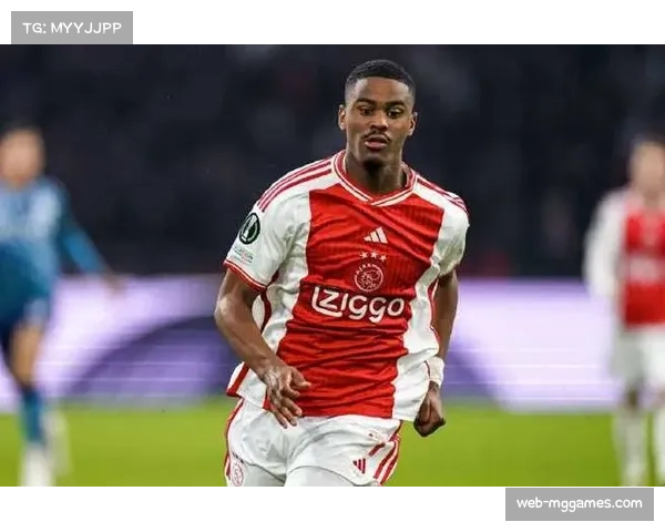 阿贾克斯年轻后卫哈托受多支欧冠球队关注，球探报告盛赞其防守多面性